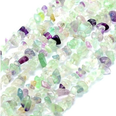 Fluorit, úlomky s dierkou, šnúra 80 cm