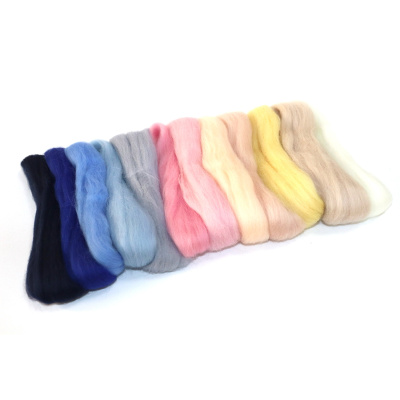 Ovčie rúno na plstenie česané, 50 g, MIX VZDUCH, 12 ks 