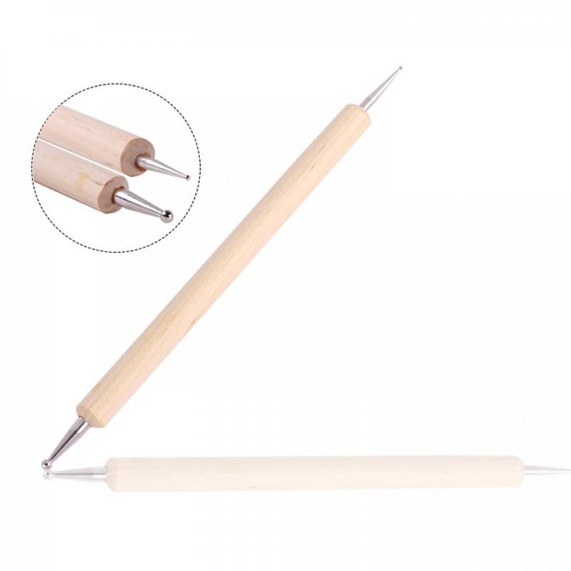 Pero na bodkovanie (dotting tool) je nástroj, ktorý sa jemne namáča do farby a po priložení na povrch vytvorí peknú a presnú bodku. Veľkosť bodky mô