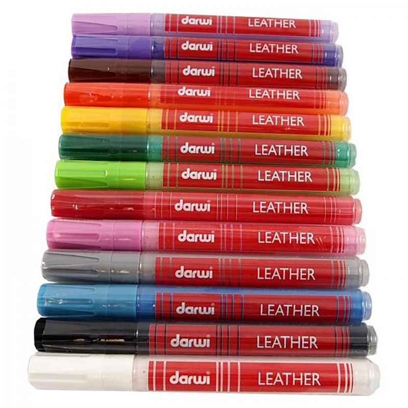 Darwi Leather fixka na kožu je netoxická fixka vhodná na maľovanie na kožu a koženku, hrubší textil alebo tenšie plasty. Má lesklú stopu krásnych v