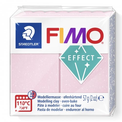 FIMO je polymérová hmota prvotriednej kvality určená na modelovanie s nespočetnými možnosťami využitia. Používa sa na výrobu dekorácií, šperkov, 