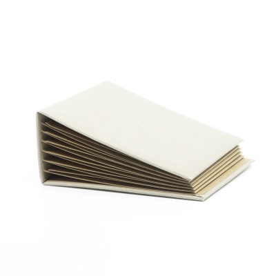 Album s rozkladacími stranami, 16 x 16 cm, kraft
