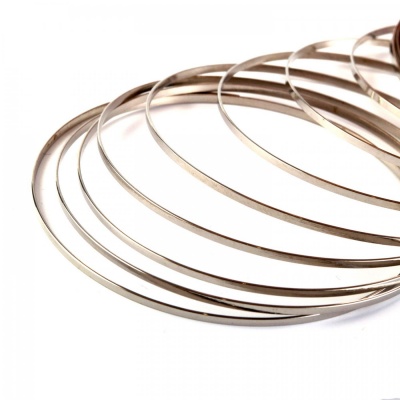 Pamäťový drôt na náramky, plochý, platina 1,2 mm