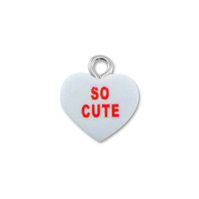 Živicový prívesok, srdiečko "SO CUTE" bledomodrá